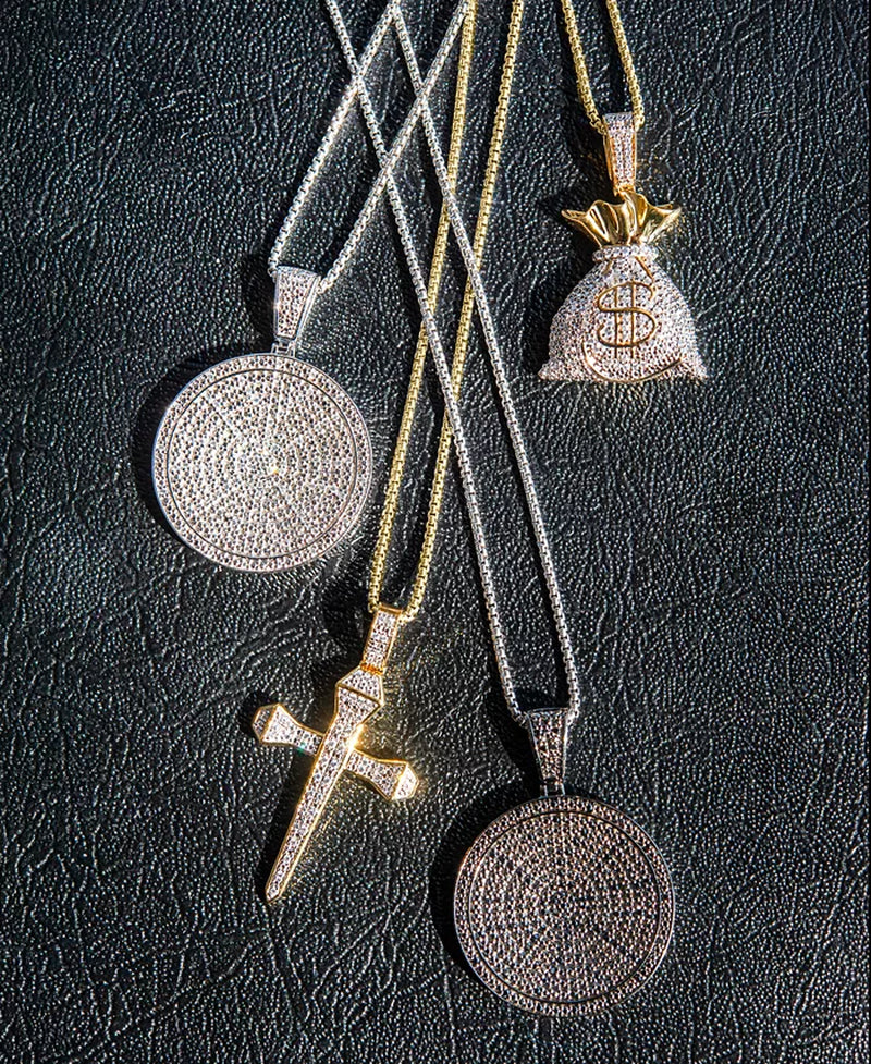 Men'S Diamond Moneybag 22" Pendant Necklace (1/2 Ct. T.W.) in 14K Gold-Plated Sterling Silver
