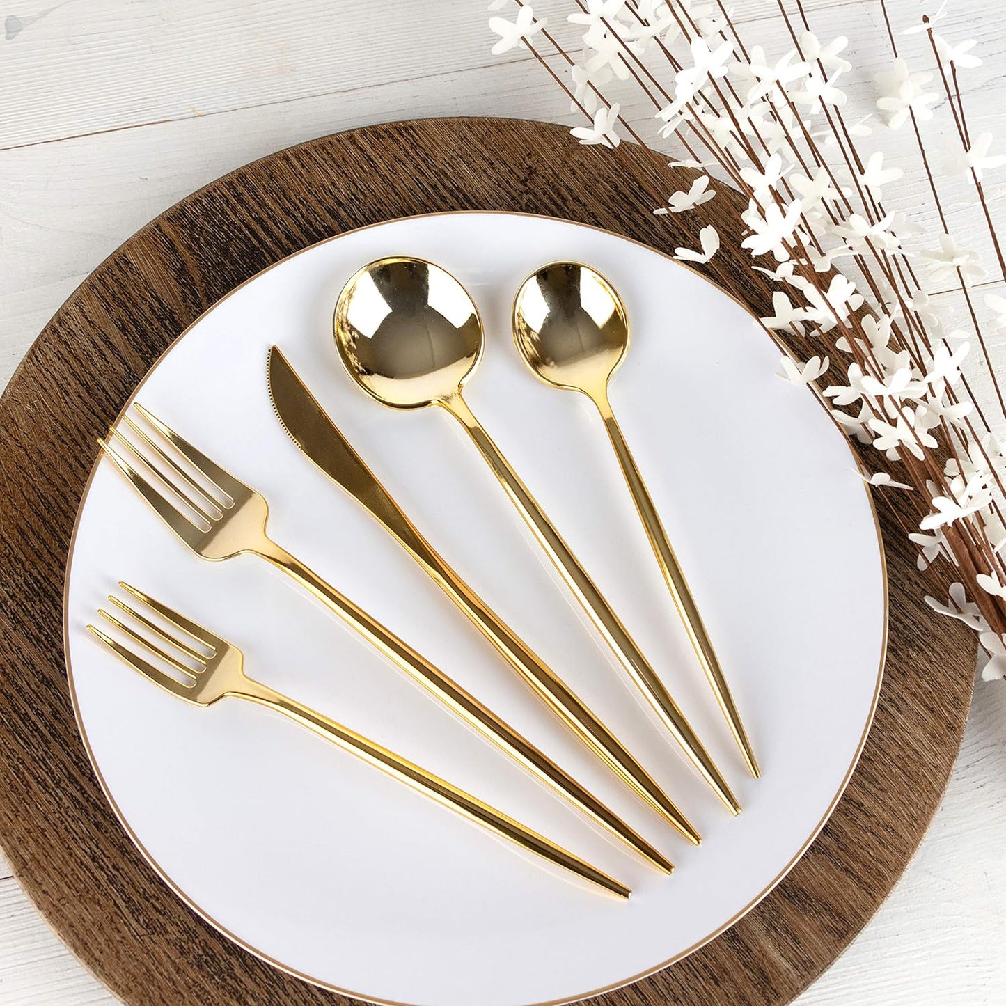 Novelty Modern Flatware, Cutlery, Disposable Plastic Salad Forks Luxury Gold 32 Count