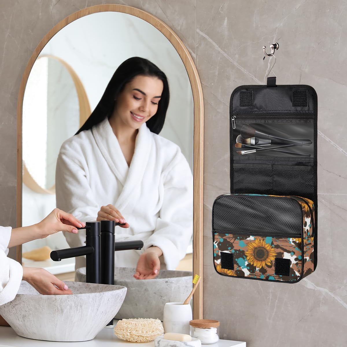Sunflower Makeup Bag for Women, Hanging Toiletry Bag, Portable Cosmetic Bag, Travel Essentials Gift for Women