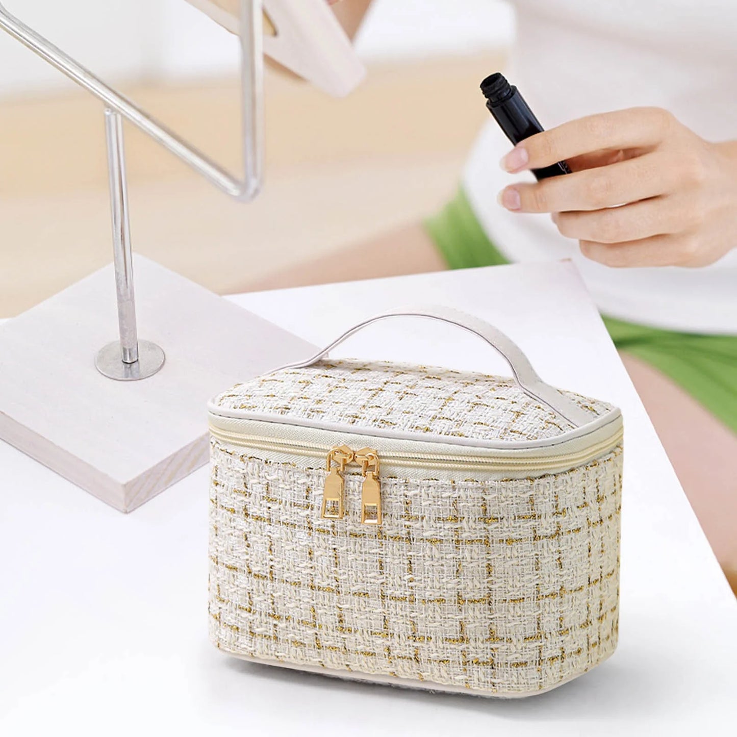 Cross Body Bag for Woman Large Capacity Makeup Bag Travel Portable High Beauty Small Bag Cosmetic Storage Bag Portable Wash Bag Women'S Crossbody Handbags