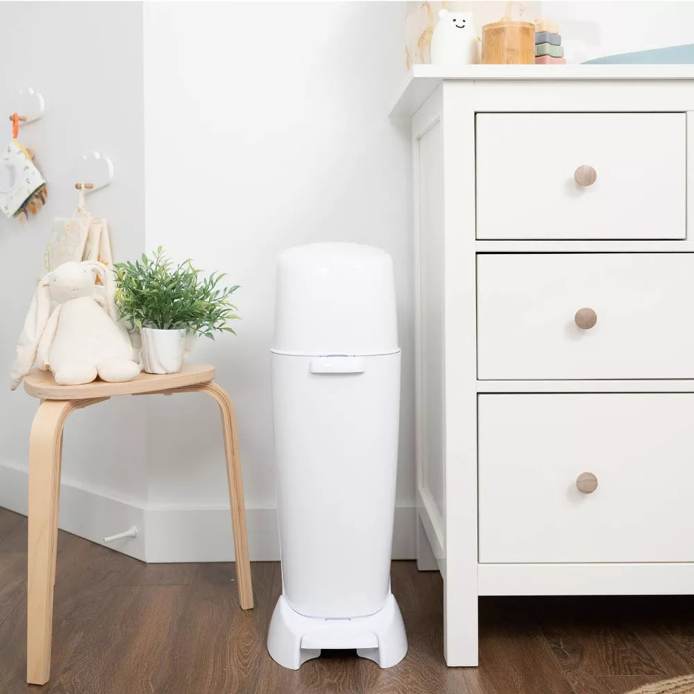 Complete Gift Set,White,1 Diaper Pail,8 Clean Laundry Scent,Round Refills-2160 Ct