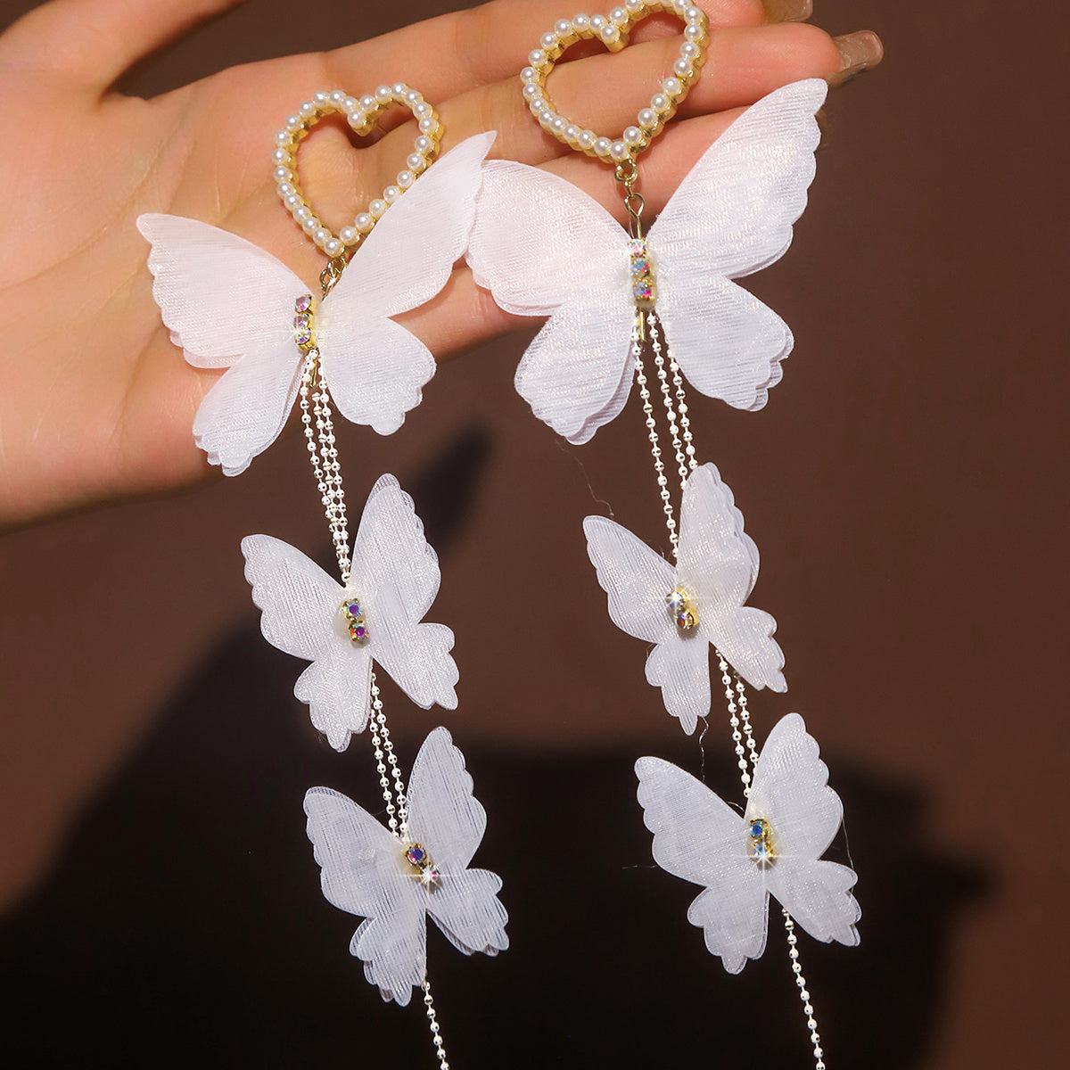 2pcs Women's Fashion Bracelets Bohemian Style White Butterfly Imitation Pearl Inlay Women's Fashion Long Earrings Banquet Party Gift