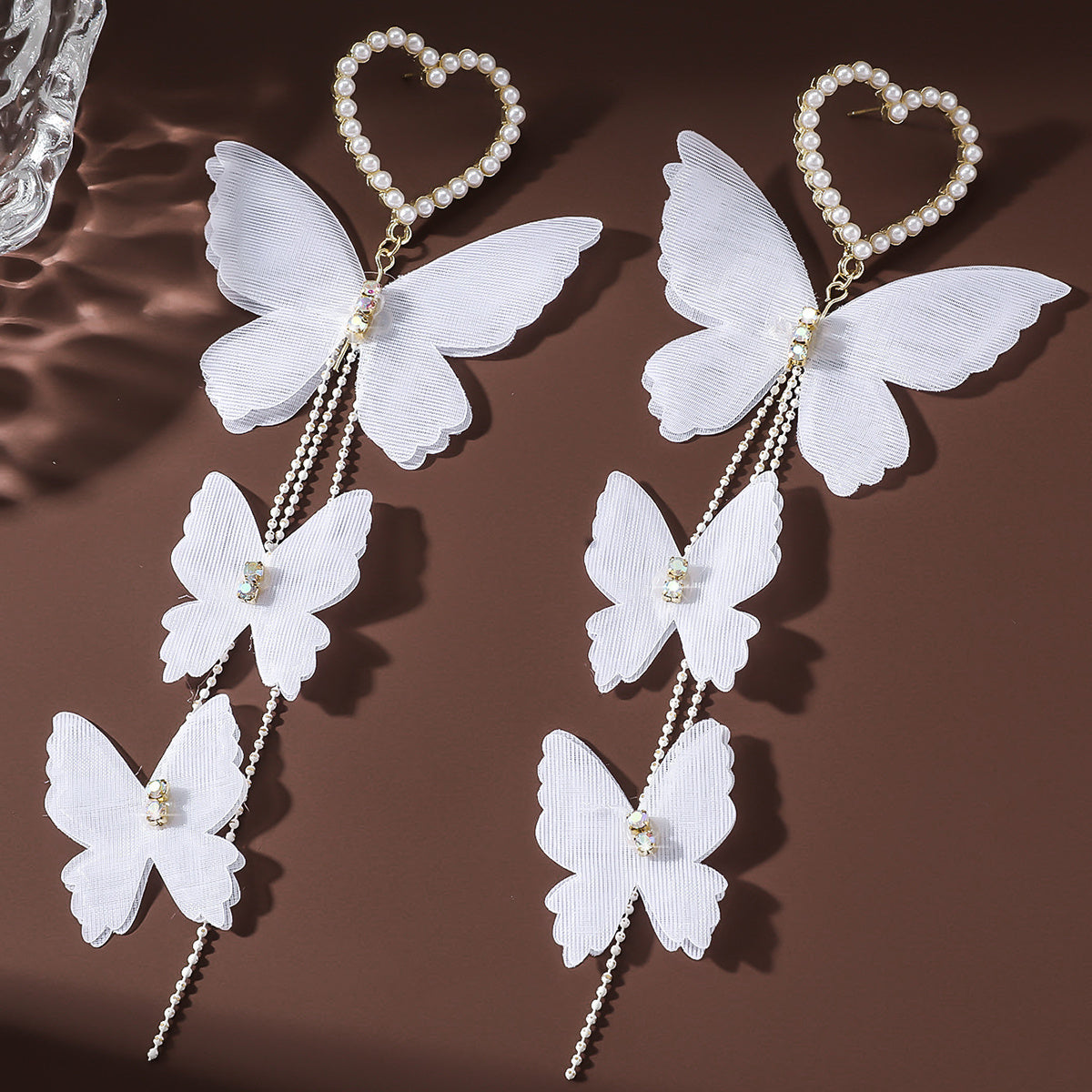 2pcs Women's Fashion Bracelets Bohemian Style White Butterfly Imitation Pearl Inlay Women's Fashion Long Earrings Banquet Party Gift
