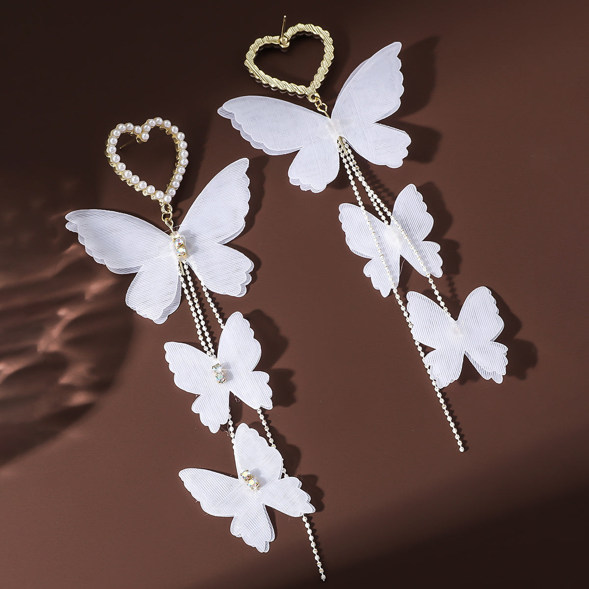 2pcs Women's Fashion Bracelets Bohemian Style White Butterfly Imitation Pearl Inlay Women's Fashion Long Earrings Banquet Party Gift