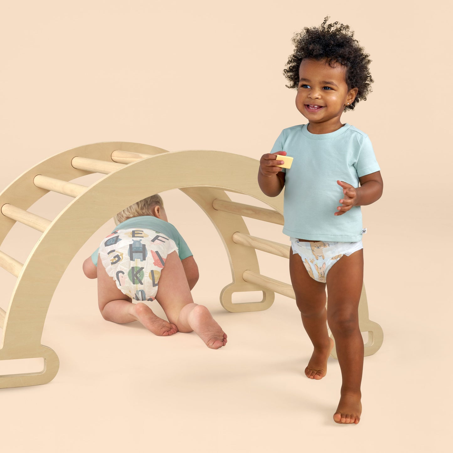 ® Clean Conscious Baby Diapers Size 5 (27+ Lbs), Hypoallergenic and Fragrance Free, 66 Count