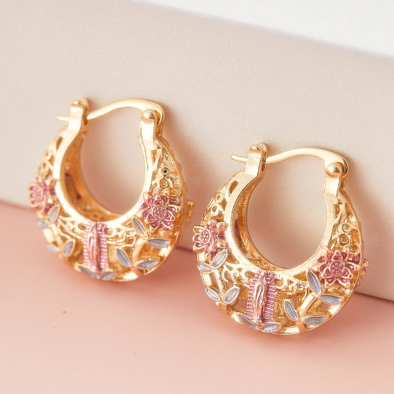 Elegant Carved Hollow Hoop Earrings Exquisite Accessories for Women Jewelry for Holiday Weddings Jewelry Gift Accessories