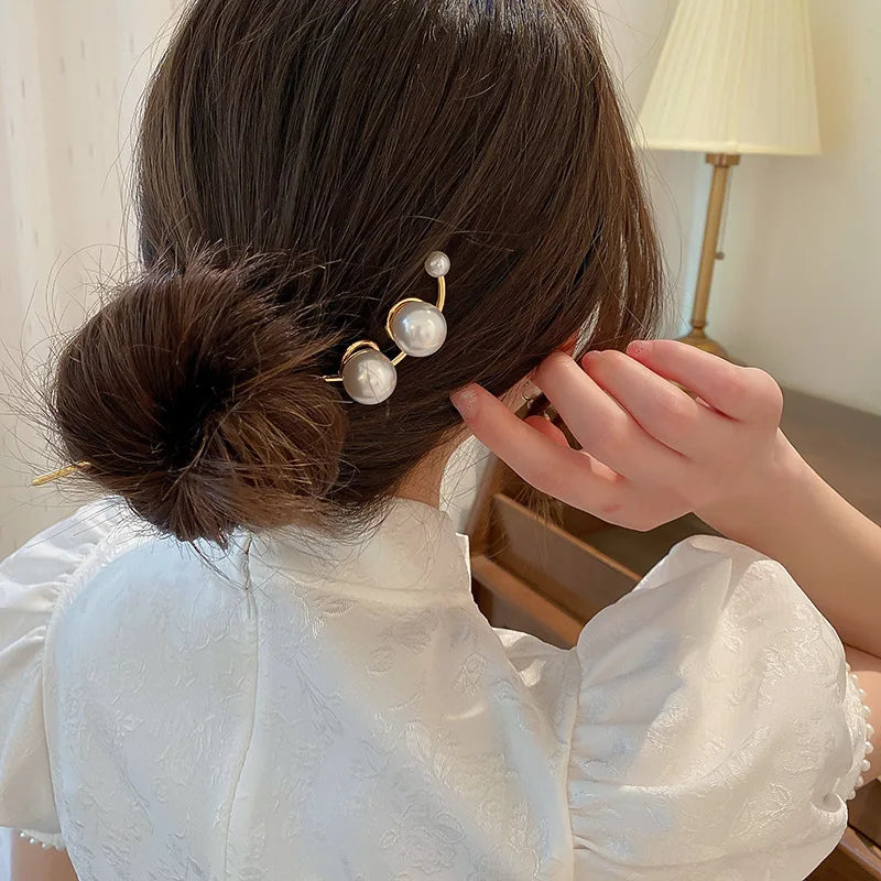Fashion Women Simulated Pearl Hairpins Metal Barrette Clip Wedding Bridal Tiara Hair Accessories Wedding Hairstyle Design Tools