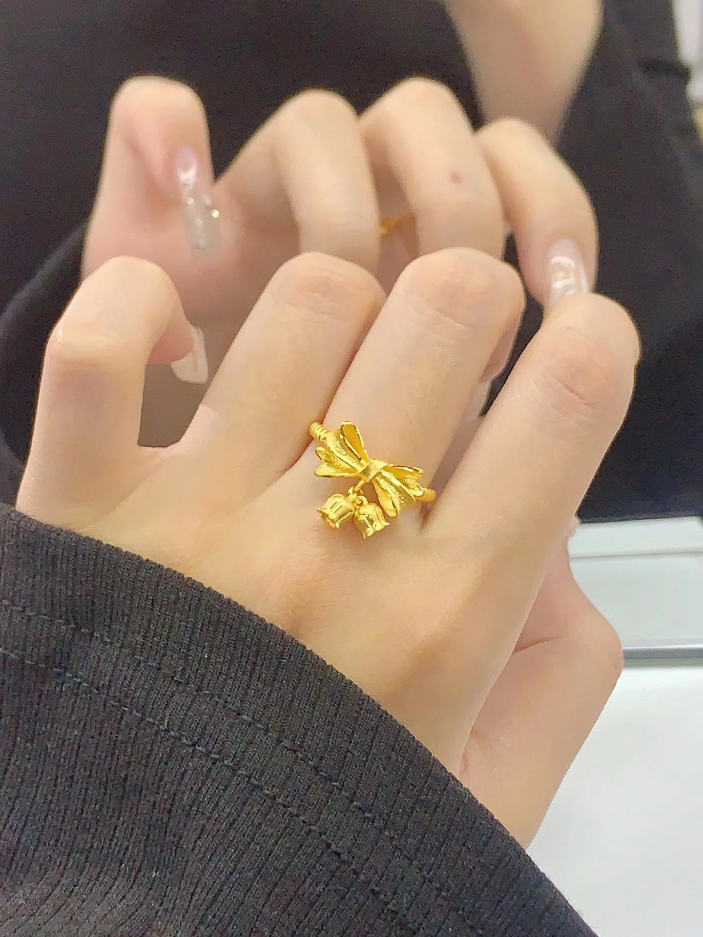 Radiant Silver Filled Ring Highlighted by Melee Gems