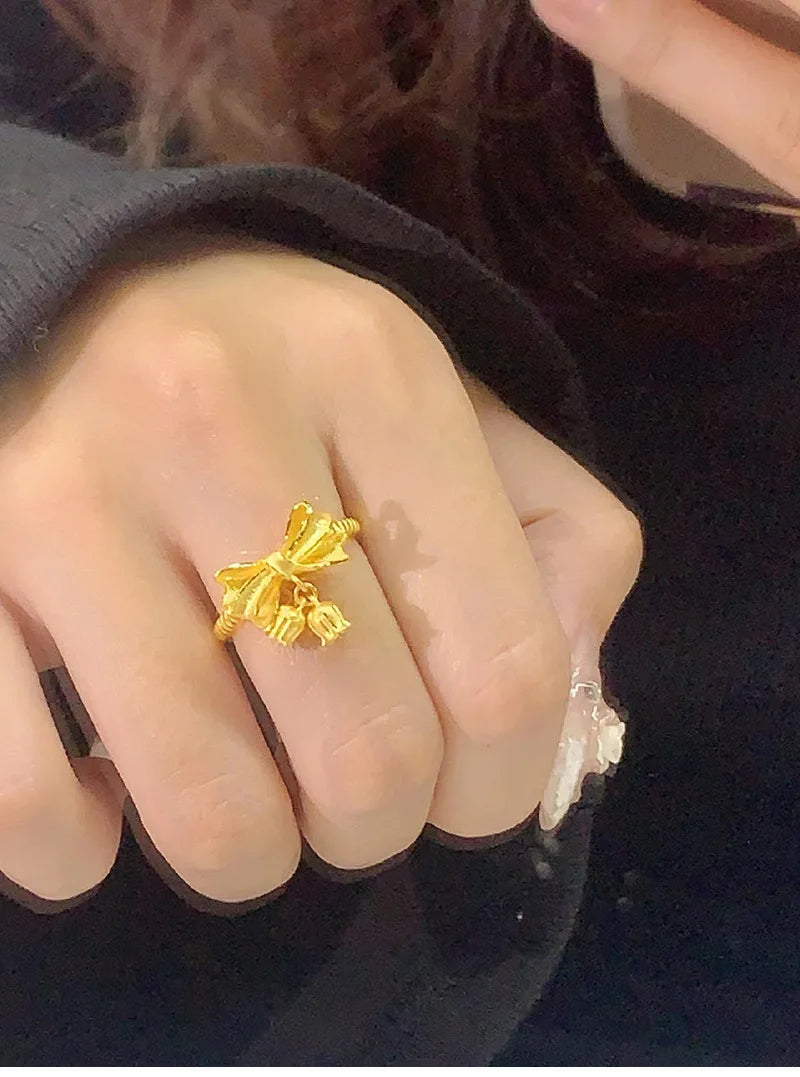 Radiant Silver Filled Ring Highlighted by Melee Gems
