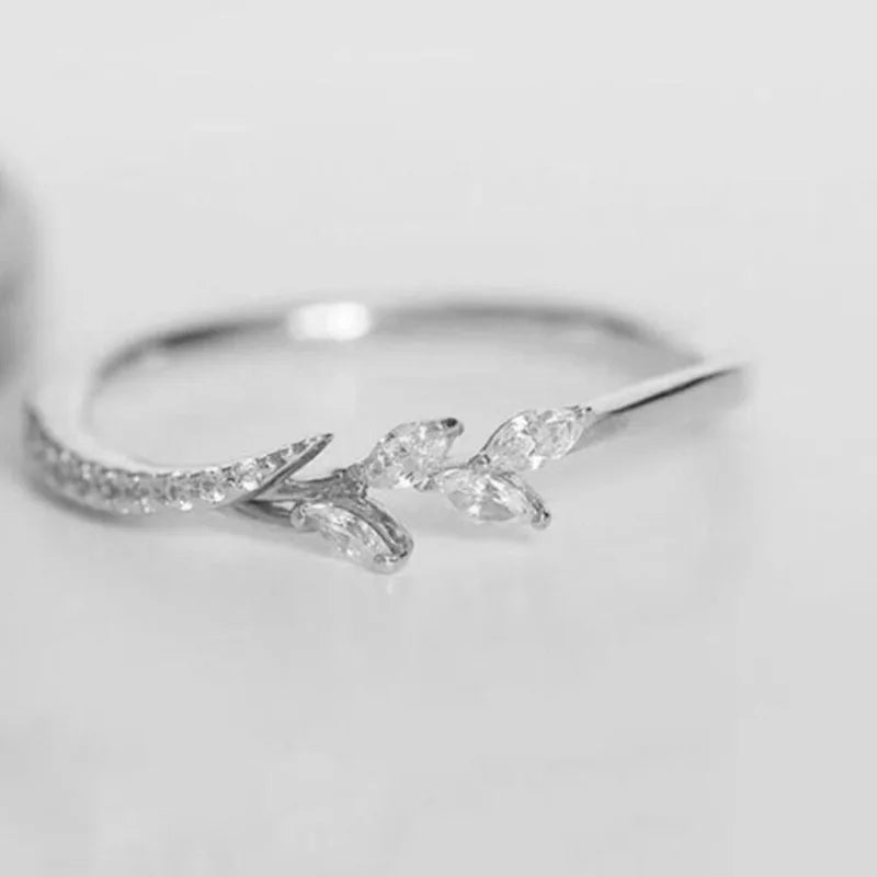Stunning Gold Filled Ring Adorned with Melee Gems