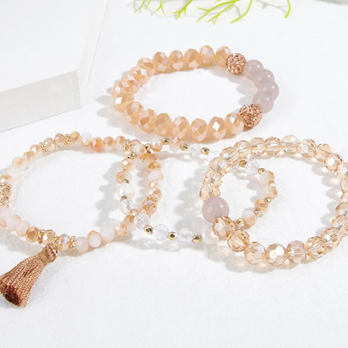 Fashionable retro Bohemian elastic bracelet with bead and tassel women's bracelet, suitable for daily wear as a holiday gift