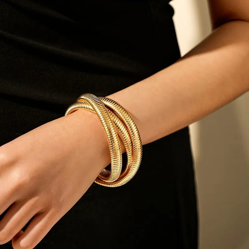 Fashionable Retro Exaggerated Three-layer Wide Edge Elastic Bracelet, Personalized Cool Style Bracelet, Hand Jewelry for Women