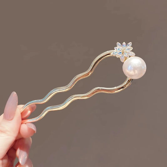 1pc Exquisite Fashion Pearl Snowflake Hairpin Antique Yet Modern Coiled U-Shaped Hairpin Insert Elegant Hair Accessory