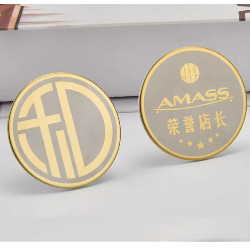 Badges Professional Custom Magnet Metal Badge Brooch Cartoon Creative Customized Metal LOGO DIY Pins Accessories Custom Gift
