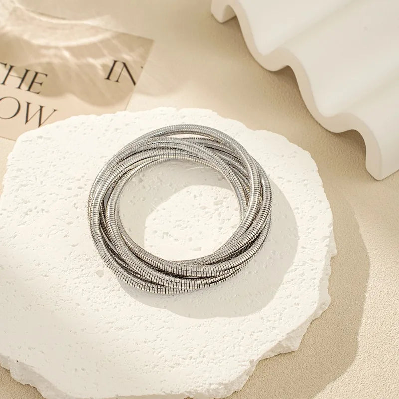 Fashionable Retro Exaggerated Three-layer Wide Edge Elastic Bracelet, Personalized Cool Style Bracelet, Hand Jewelry for Women