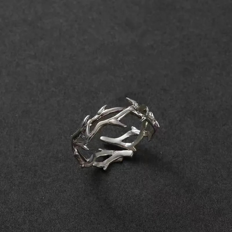 Radiant Silver Filled Ring Highlighted by Melee Gems